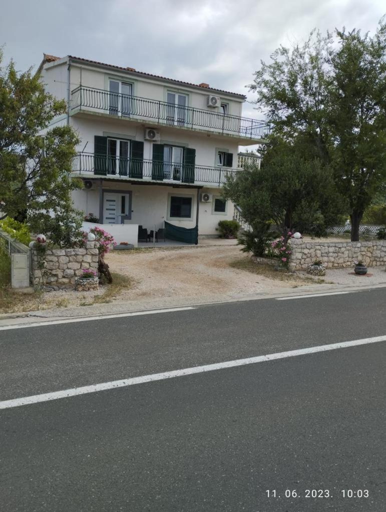 Appartamento Luka III Šibenik Esterno foto