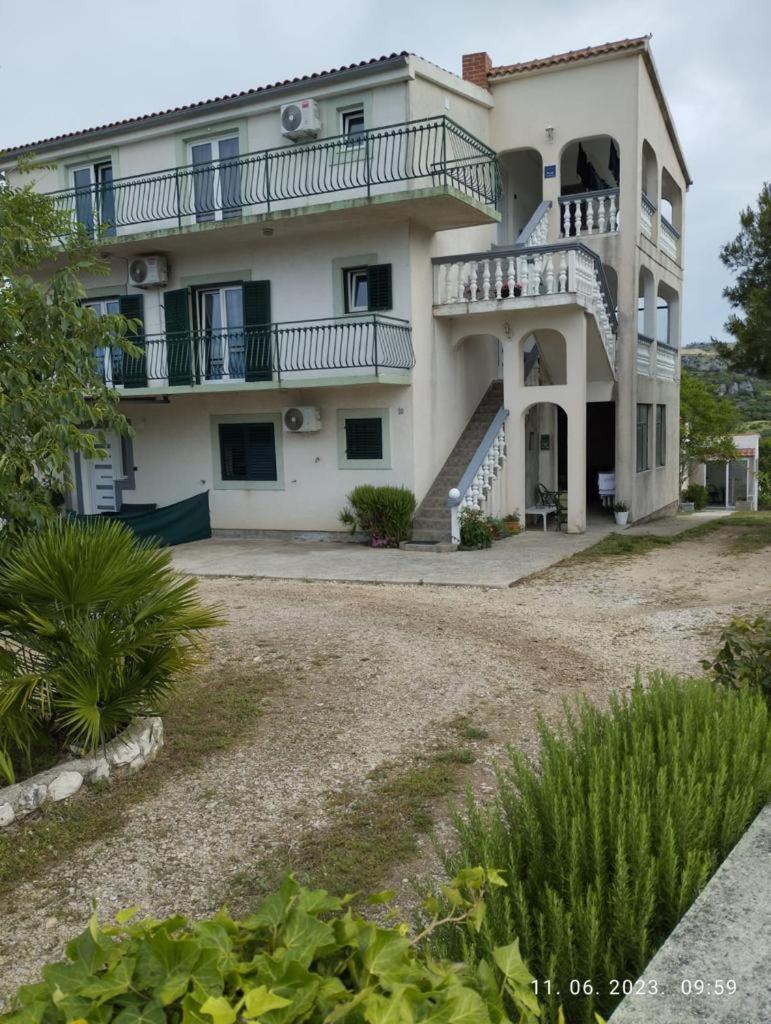 Appartamento Luka III Šibenik Esterno foto